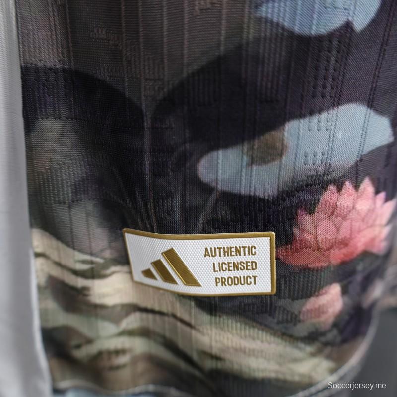 إصدار اللاعب 2025 قميص أبيض ياباني مع قميص بمشهد طبيعة التنين بول