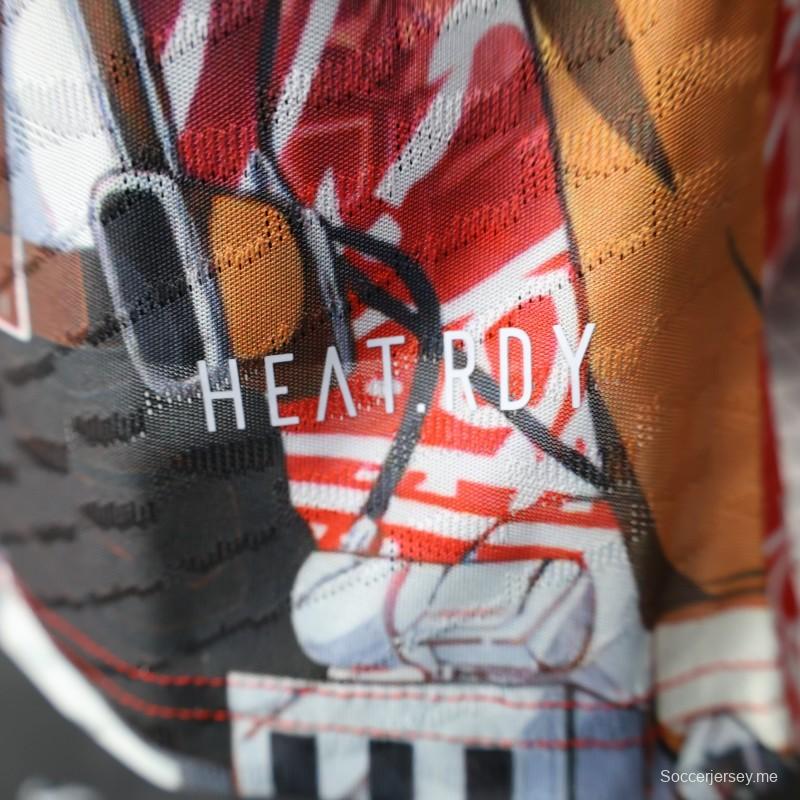 نسخة اللاعب من قميص المنتخب الياباني النسخة الخاصة لمنتخب اليابان "هجوم على تيتان ميكاسا أكرمان