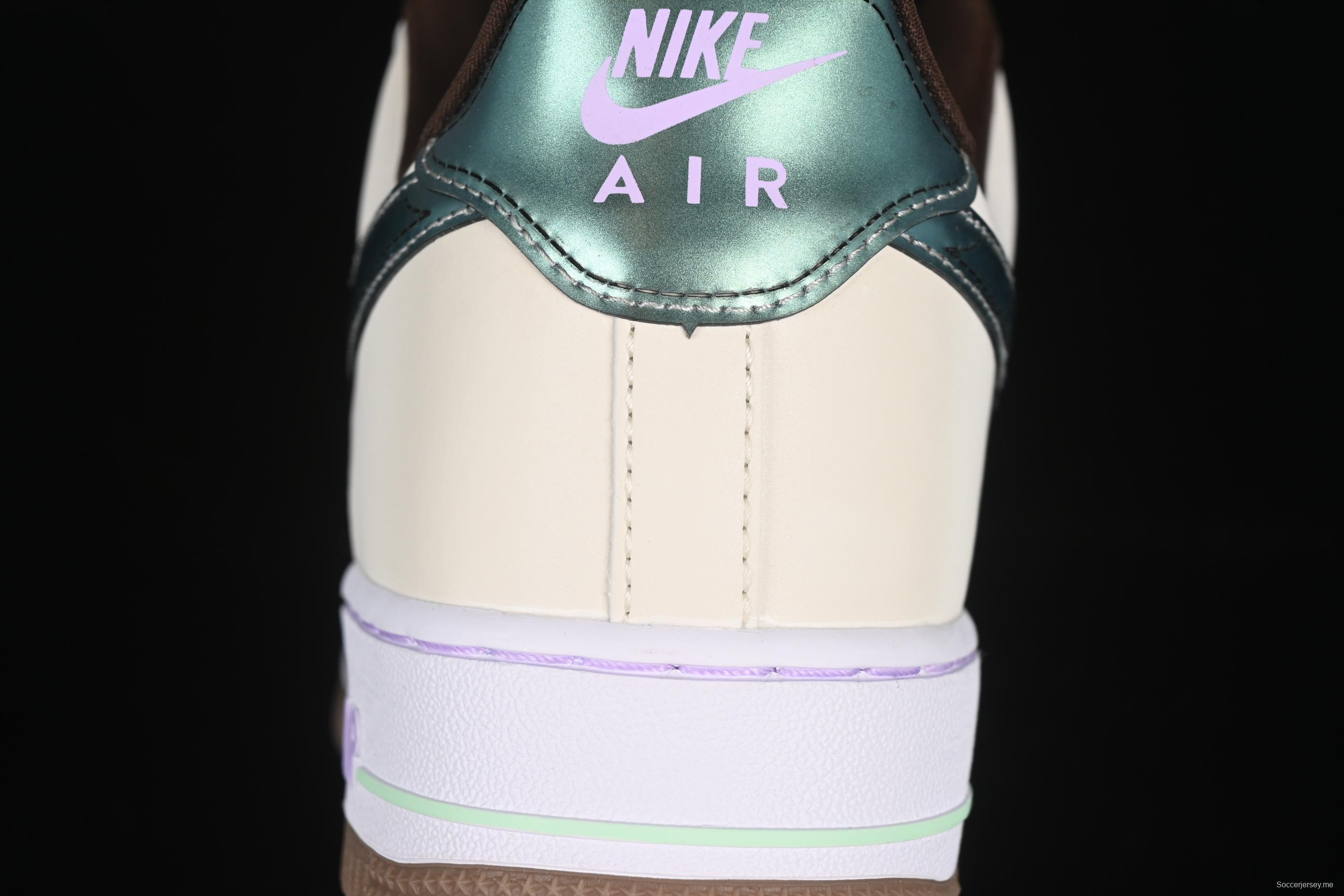 حذاء رياضي نايك اير فورس 1'07 منخفض كاجوال مع وسادة هوائية كاملة الطول - IB5722-100