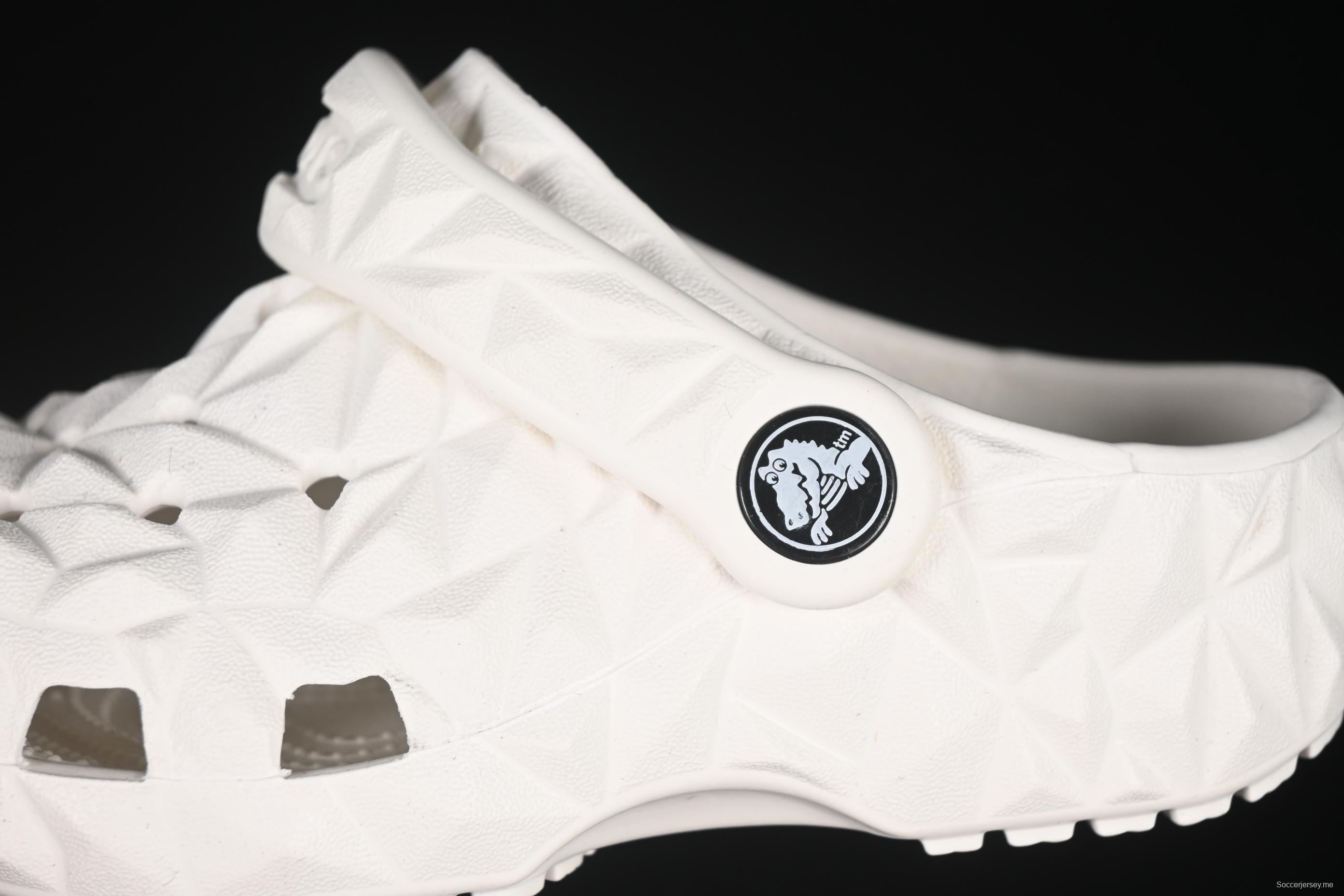 Crocs Classic Clog Kids Casual Slip-Resistant Lightweight Clogs with Ventilation Holes - B.D4