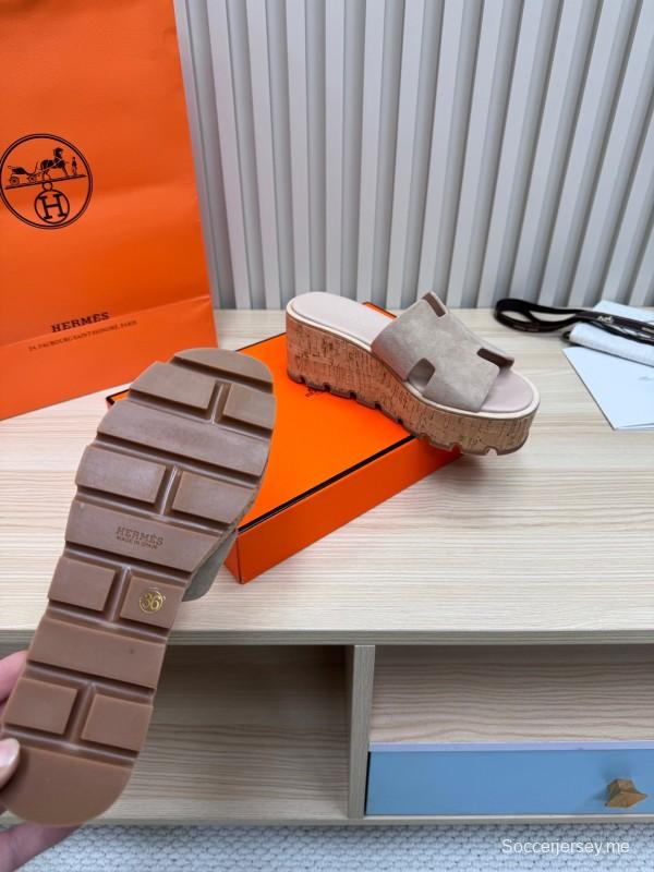 2025 Women Hermès Beige Suede Slip-On Sandals