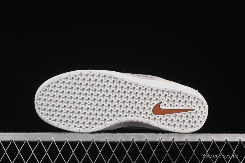 حذاء تزلج ريترو 58 ريترو من نايك SB Force 58 ريترو - DV5477-005