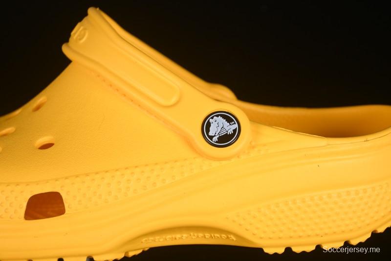 صندل كلاوج كلاسيكي ثنائي الاتجاه من كروكس - B.D4