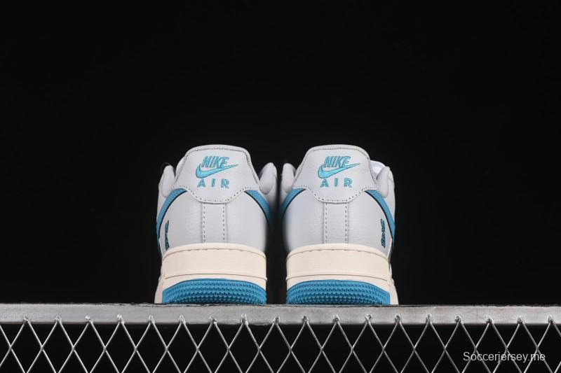 حذاء نايك اير فورس 1 '07 المنخفض من نايك اير فورس 1 '07 LV Collaboration حذاء رياضي كاجوال رمادي أزرق اللون - JJ2508-704