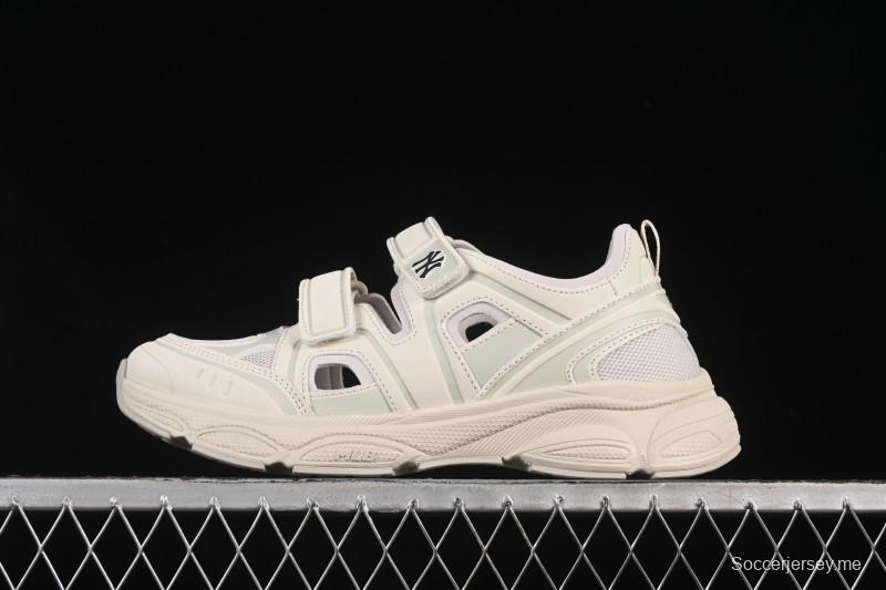 صندل كاجوال صيفي كاجوال من نيويورك يانكيز MLB Ace Runner Mask Jane صندل كاجوال صيفي - 3ASDACE5350CRS