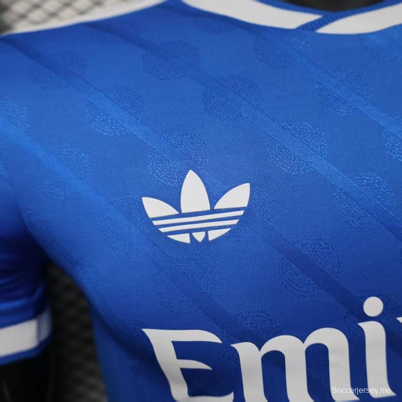 إصدار اللاعب 25/26 القميص الأزرق الثالث لريال مدريد 25/26