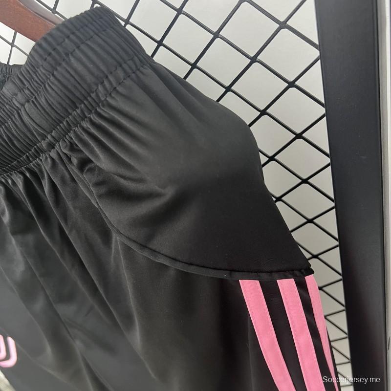 25/26 شورت جوفنتوس الرئيسي 25/26