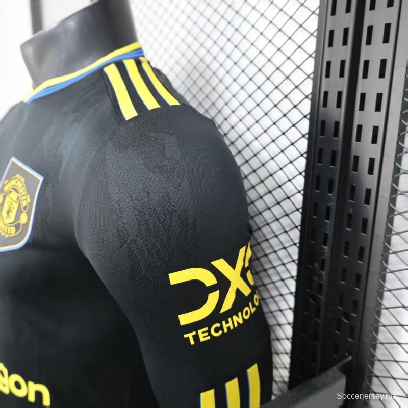 إصدار اللاعب 25/26 قميص مانشستر يونايتد الثالث بأكمام طويلة أسود اللون أسود اللون
