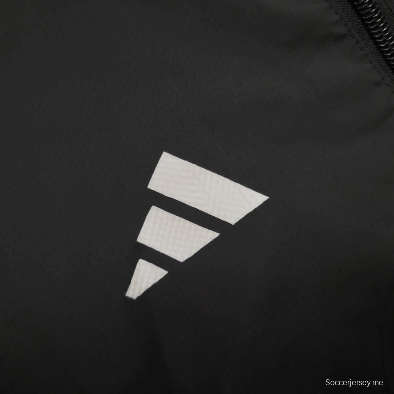 25/26 جاكيت مانشستر يونايتد سترة واقية من الرياح أسود