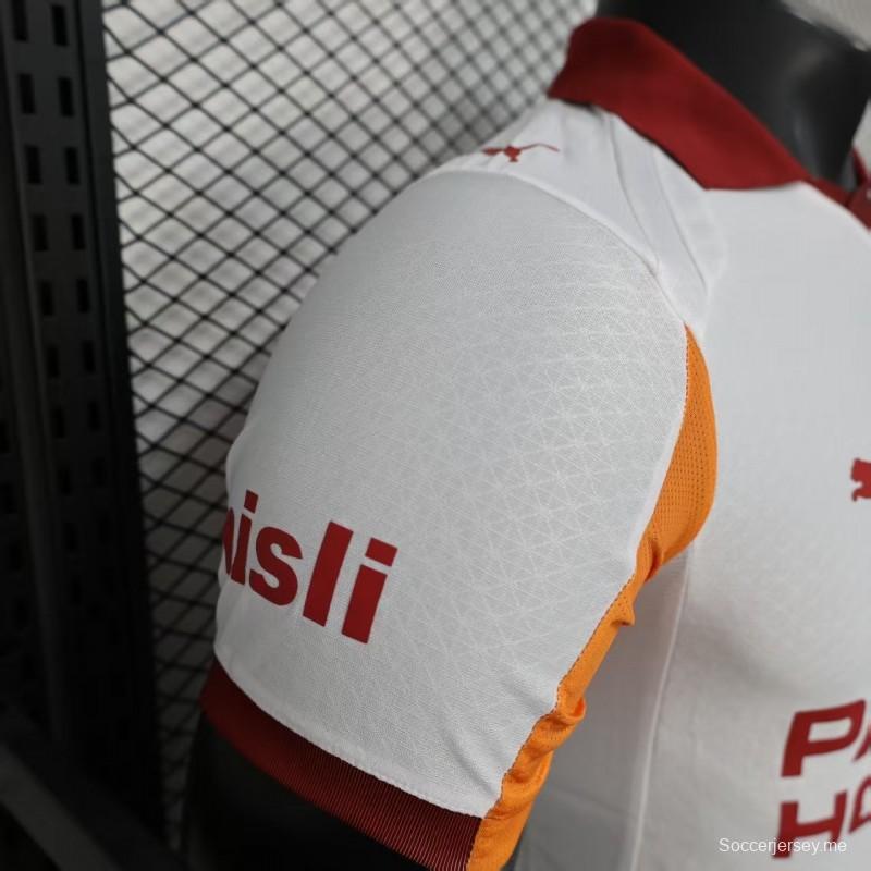 إصدار اللاعب 25/26 قميص غلطة سراي خارج ملعبه