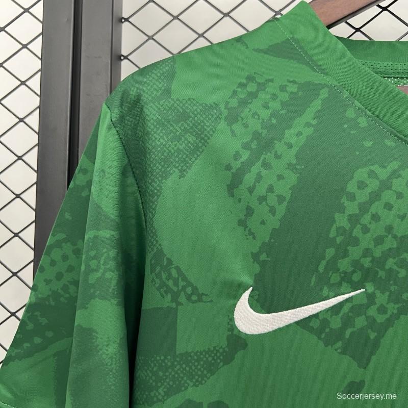 25/26 قميص سبورتنج لشبونة الأخضر قبل المباراة