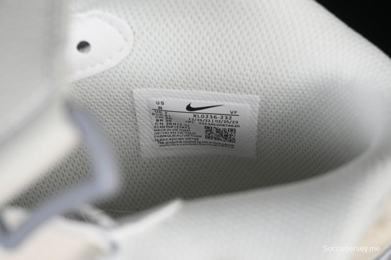 حذاء تزلج نايك اير فورس 1 ميد نايك اير فورس 1 ميد رمادي فاتح بلونين نعل كل النجوم المرصع بالنجوم والسماء المتوسطة - XL0236-232