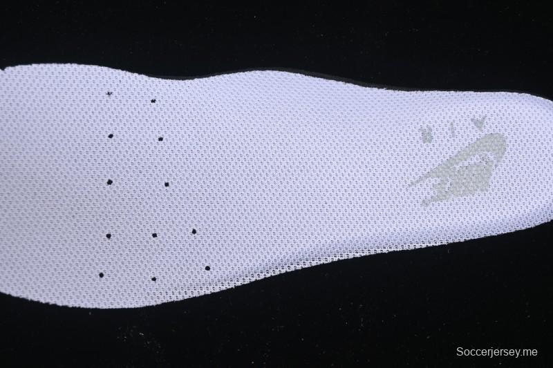 حذاء الجري اير ماكس 90 ريترو من نايك مع وسادة ماكس اير - CN8490-100