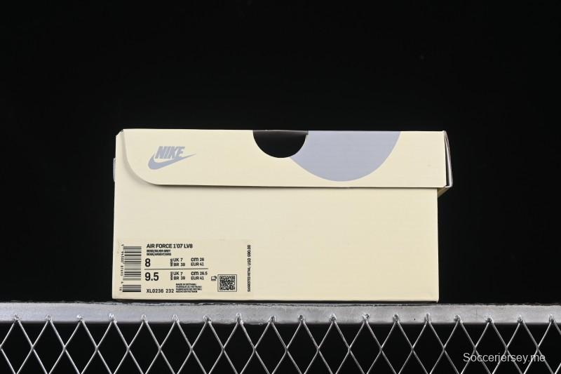 حذاء تزلج نايك اير فورس 1 ميد نايك اير فورس 1 ميد رمادي فاتح بلونين نعل كل النجوم المرصع بالنجوم والسماء المتوسطة - XL0236-232