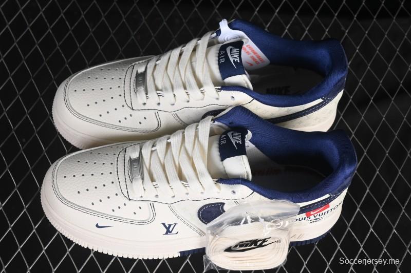 حذاء نايك اير فورس 1 '07 منخفض بطبعة LV Collaboration LV Collaboration أزرق فاتح سووش سنيكرز كاجوال - MZ9588-817