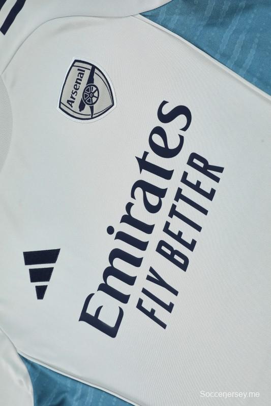 25/26 ريال مدريد قميص أبيض بأكمام قصيرة + شورت أبيض