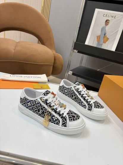 حذاء رياضي من سلسلة لاجون من لويس فويتون جينز بمشبك - AS00300