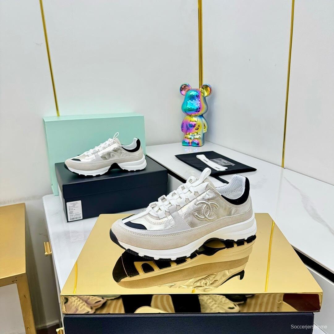 شانيل 2025 شانيل 2025 حذاء رياضي كاجوال بنعل مكتنزة - LY00310