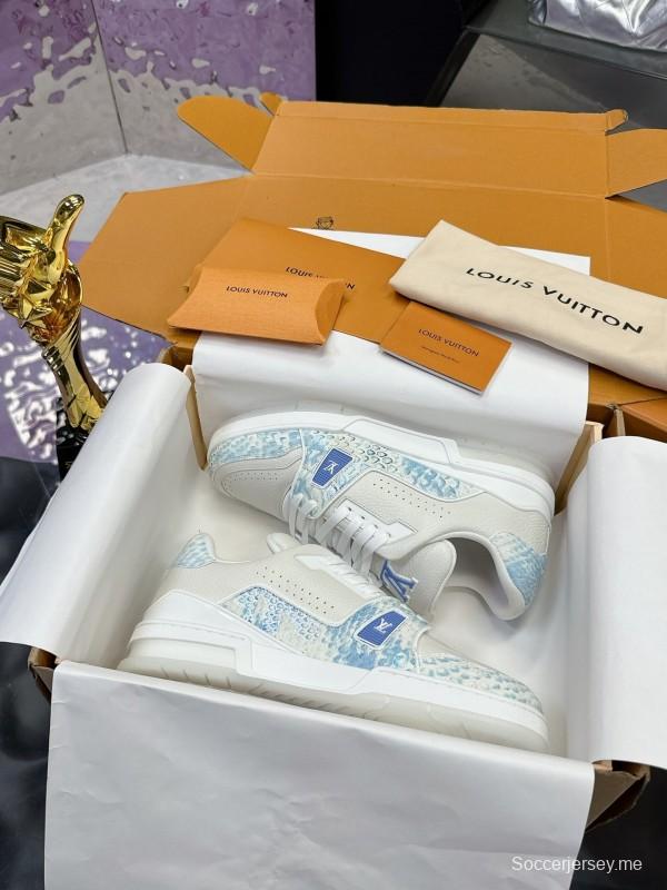 سلسلة أحذية لويس فويتون LV Trainer LV الرياضية بطبعة ثعبان - AS00430