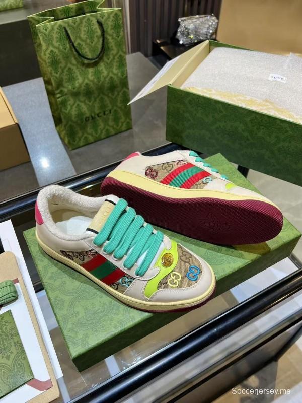 حذاء رياضي من غوتشي بتصميم ريترو 2025 بتصميم ريترو 2025 مع شعار GG المعدني - AS00270