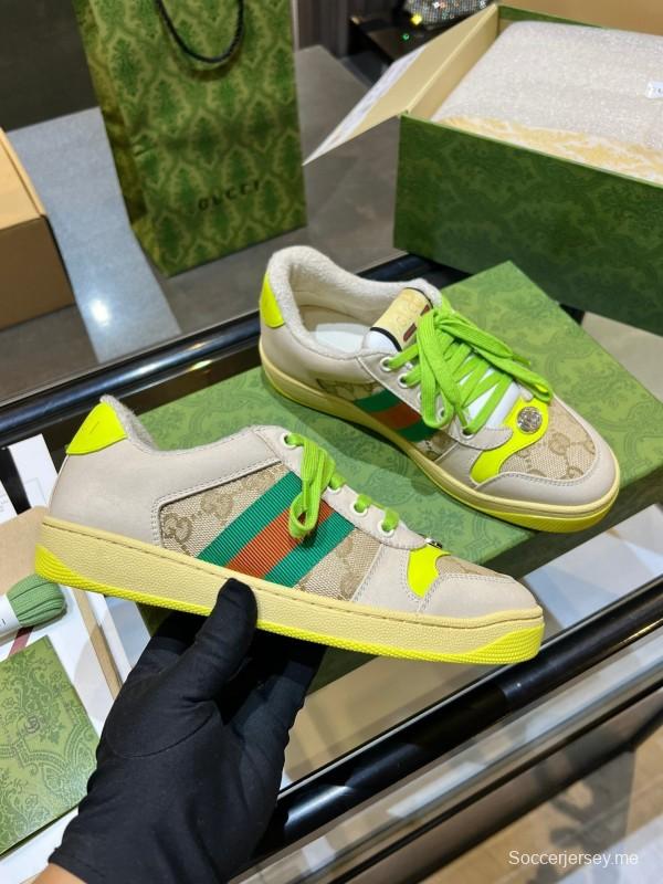 حذاء رياضي من غوتشي بتصميم ريترو 2025 بتصميم ريترو 2025 مع شعار GG المعدني - AS00270