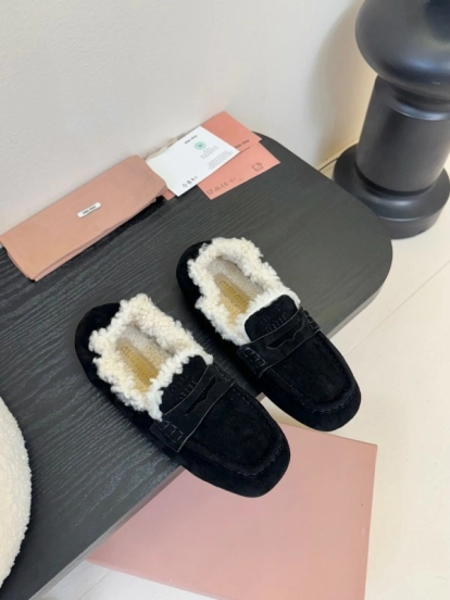 حذاء قطني من الصوف بنعل سميك بنمط بريطاني جديد من الصوف - KFY00320