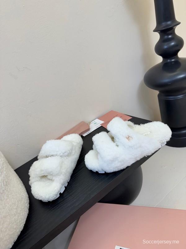 زلاجات ميو ميو لربيع/صيف 2025 من الفرو - KFY00310