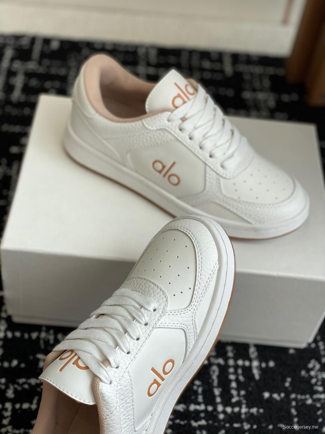 ألو 2025 حذاء رياضي كاجوال مكتنزة من ألو 2025 بتصميم بلون متداخل - KFY00280