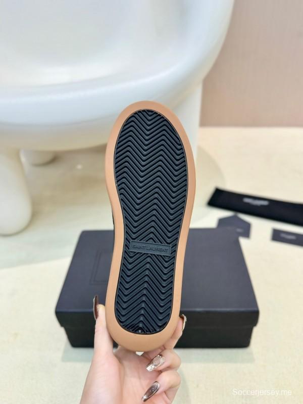 سلسلة كاجوال SL61 لربيع وصيف 2025 لربيع وصيف 2025 من سان لوران - AS00330