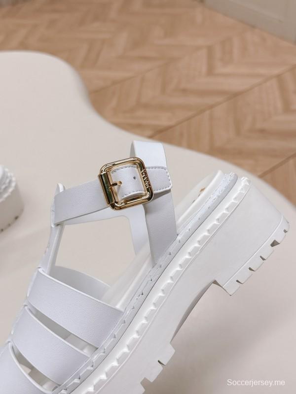 صنادل برادا لربيع وصيف 2025 ذات الكعب العالي المنخفض من برادا - تشكيلة جديدة