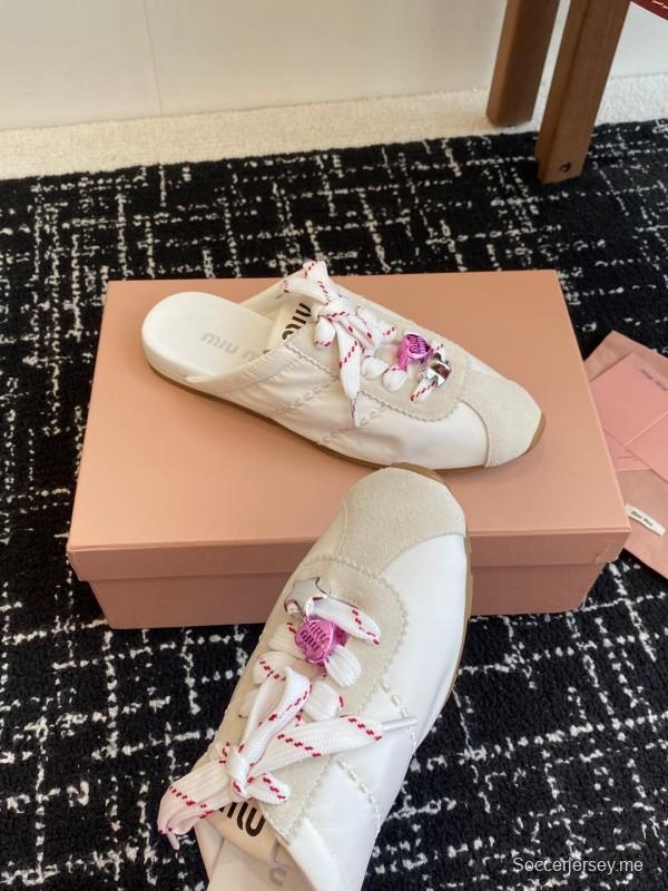 ميو ميو 2025 ميو ميو 2025 حذاء رياضي سحابي سليب، سبرينغ سليب أون - KFY00295