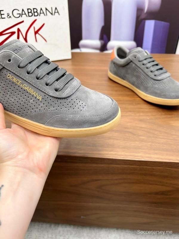 حذاء كاجوال من دولتشي آند غابانا 2025 بتصميم عصري مبالغ فيه - AS00270