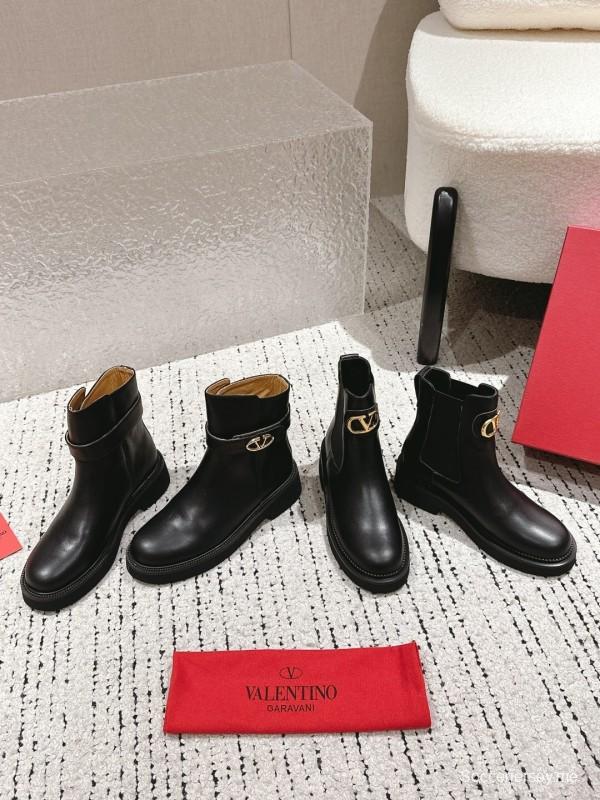 فالنتينو 2025 مجموعة فالنتينو 2025 مجموعة SS أحذية قصيرة معدنية العنصر المعدني - LY00330