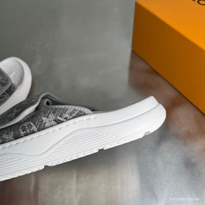 شبشب بغل ميامي من لويس فويتون ميامي مع قفل بخطاف وحلقة - YC