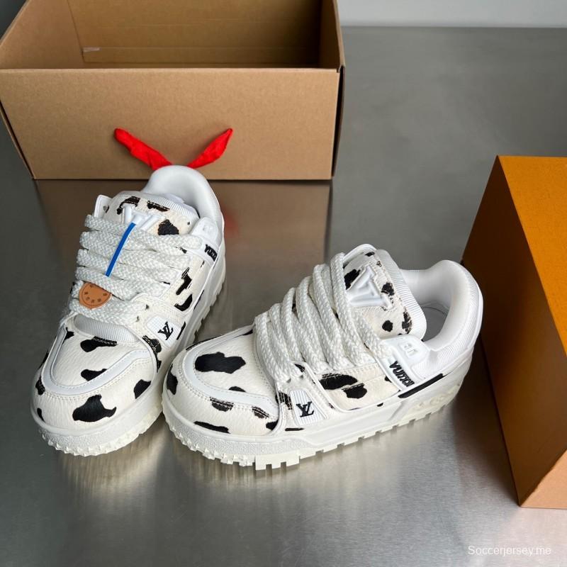 ليف 2025/س 2025/س سنيكرز بشعار توقيعات جلدية - YC