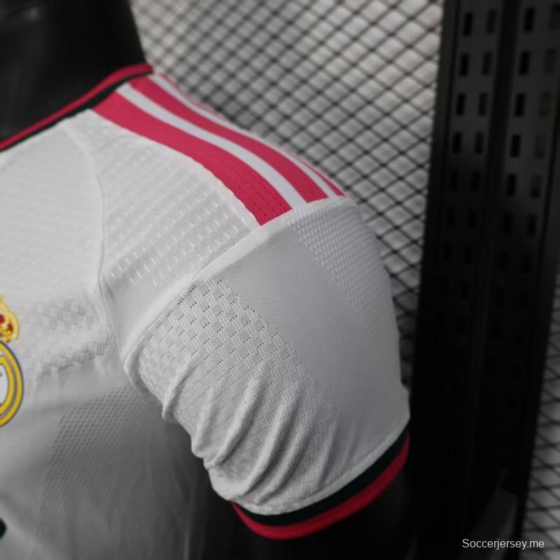 26/27 نسخة اللاعب 26/27 قميص ريال مدريد المنزلي أبيض وردي أسود