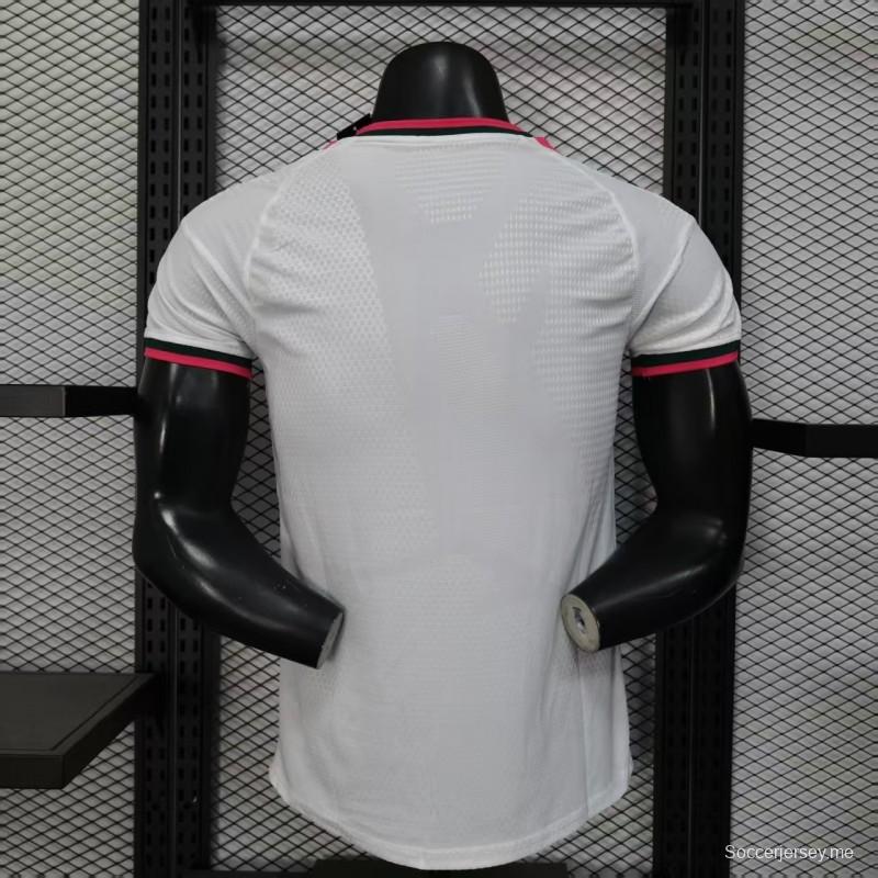 26/27 نسخة اللاعب 26/27 قميص ريال مدريد المنزلي أبيض وردي أسود