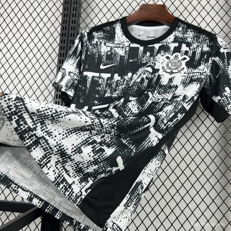 2025/26 قميص كورينثيانز الأرجواني قبل المباراة