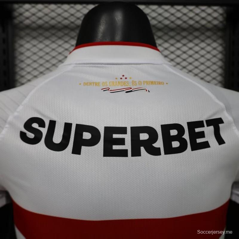 قميص لاعب نسخة 26/27  نادي ساو باولو الأبيض بخطوط أفقية حمراء وسوداء