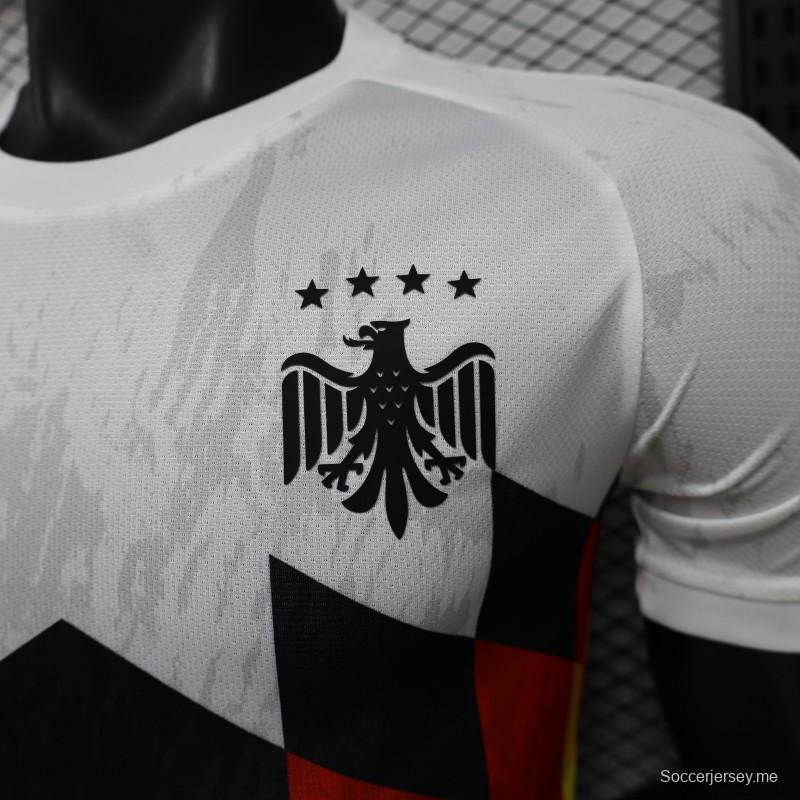 قميص اللاعب الإصدار 2026، ألمانيا، أبيض مع أسود وأحمر، إصدار خاص