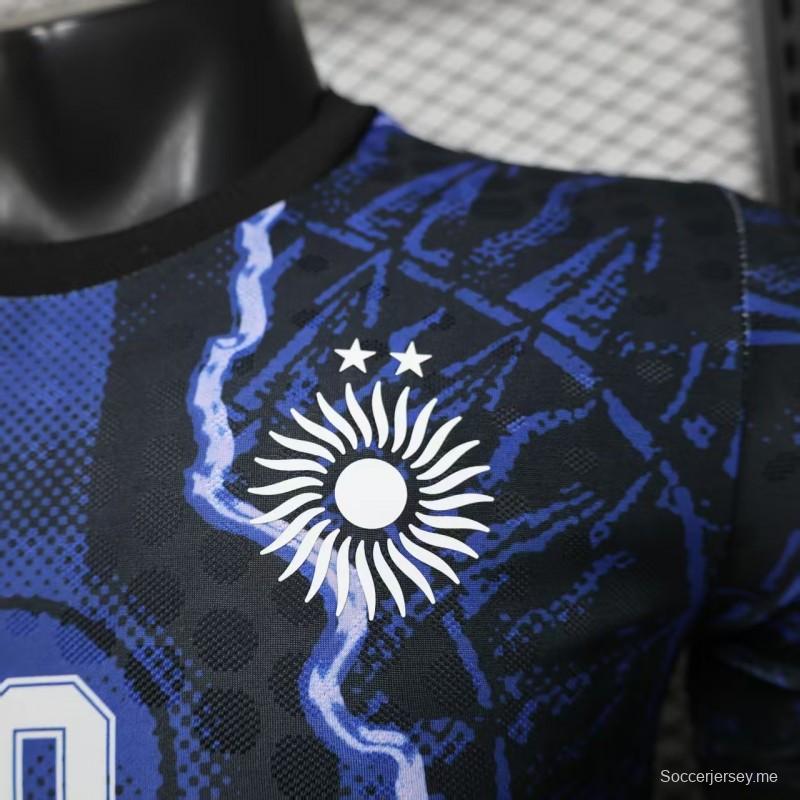 قميص اللاعب الإصدار 2026، طراز "الأرجنتين الأسود والأزرق" (الإصدار الخاص)