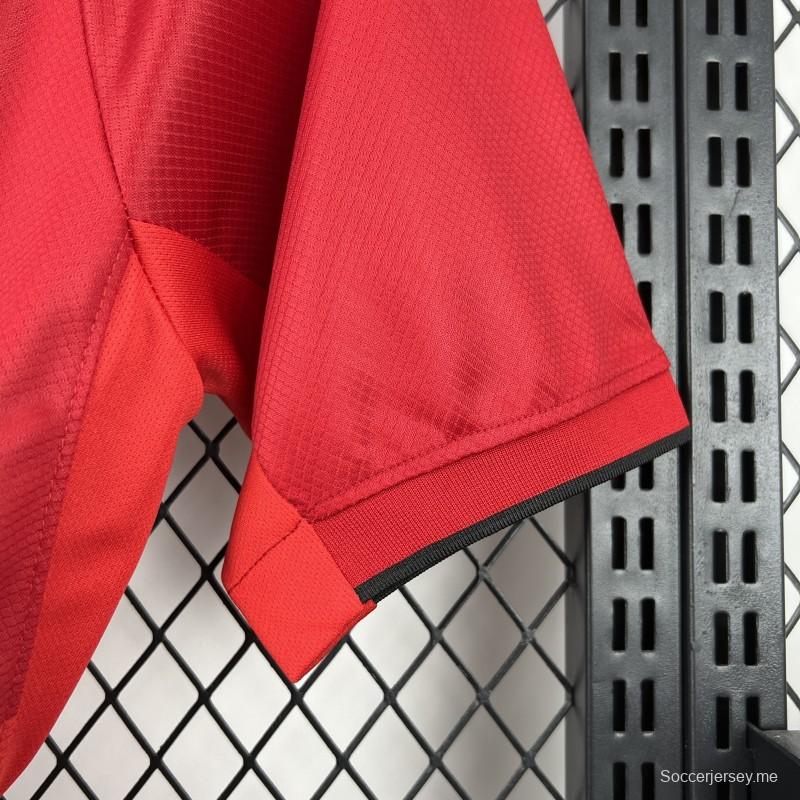 قميص كندا الرجالي للمباريات على أرضه في كأس العالم 2026