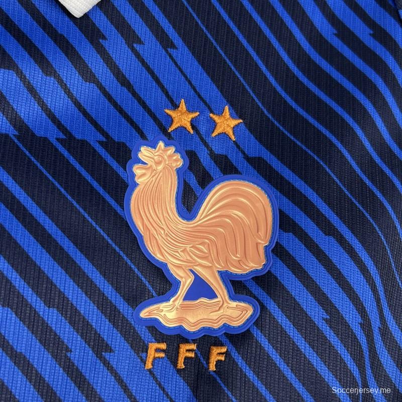 قميص المنتخب الفرنسي الرجالي للمباريات على أرضه في كأس العالم 2026