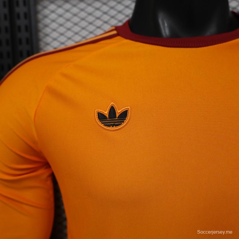 قميص لاعب طويل الأكمام من الإصدار الخاص باللون البرتقالي، طراز 2026، من AS Roma وAdidas Originals