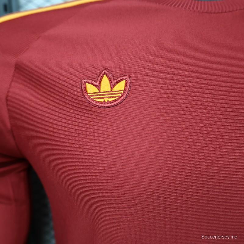 قميص اللاعب الإصدار 2026 AS Roma باللون الأحمر الداكن  إصدار كلاسيكي من موسم 84/85  قميص المباراة الرئيسي طويل الأكمام