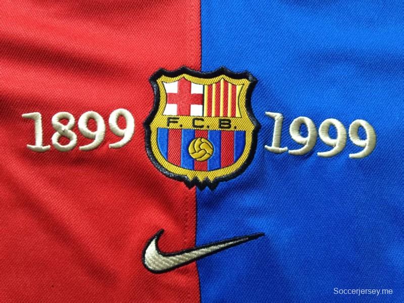 قميص برشلونة ذو الأكمام الطويلة "ريترو 1899/1999" بمناسبة الذكرى المئوية