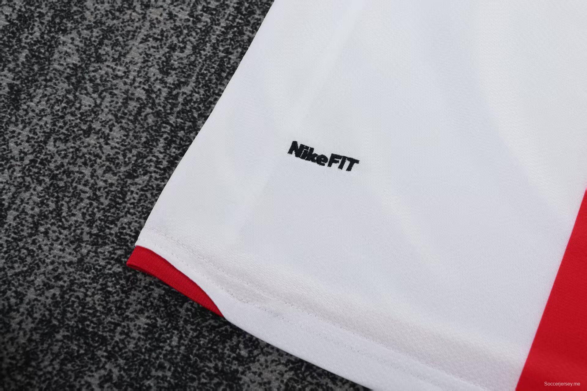 قميص إنتر ميلان للعب خارج أرضه لموسم 2007/2008