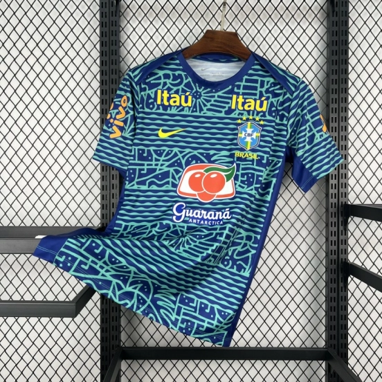 قميص ما قبل المباراة بتصميم رجعي للبرازيل لعام 2024