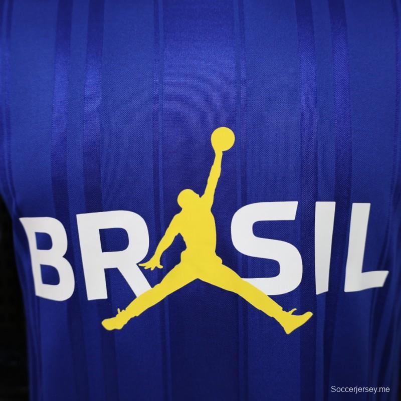 قميص اللاعب الإصدار 2026 البرازيل × جوردان براند باللون الأزرق الملكي، إصدار خاص