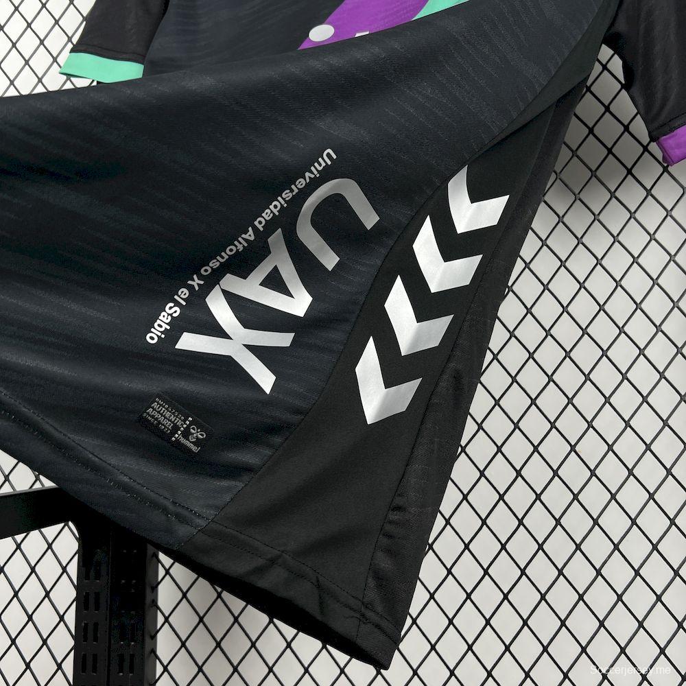 2025/25/26 قميص ملقة للرجال خارج الملعب